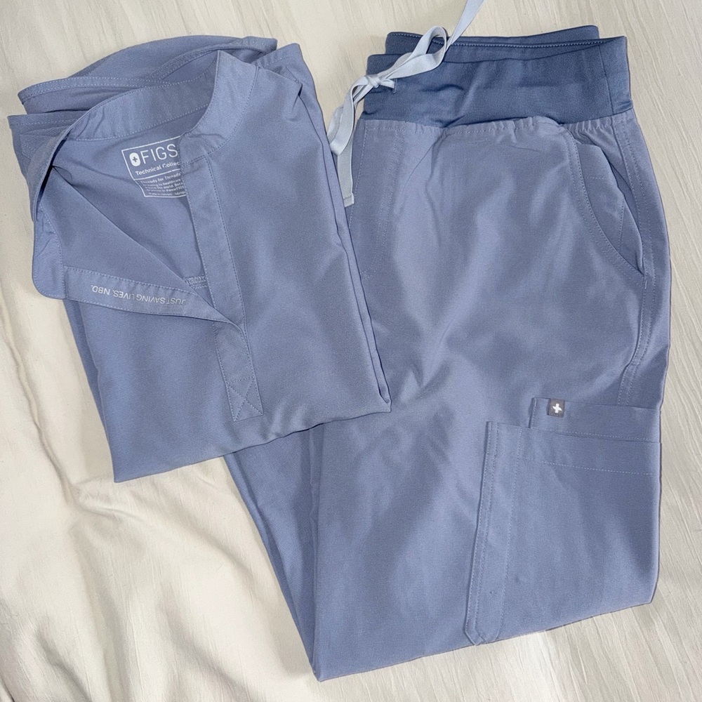 Figs Scrub Set